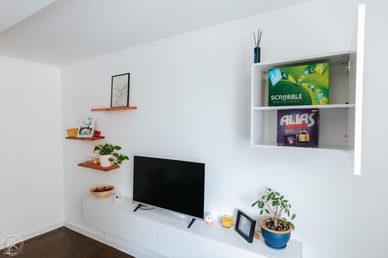 Zaza Apartament - Central Area, With Balcony Târgu Jiu 외부 사진