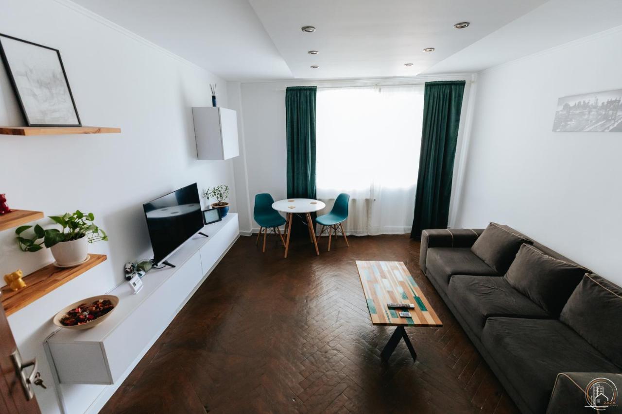 Zaza Apartament - Central Area, With Balcony Târgu Jiu 외부 사진
