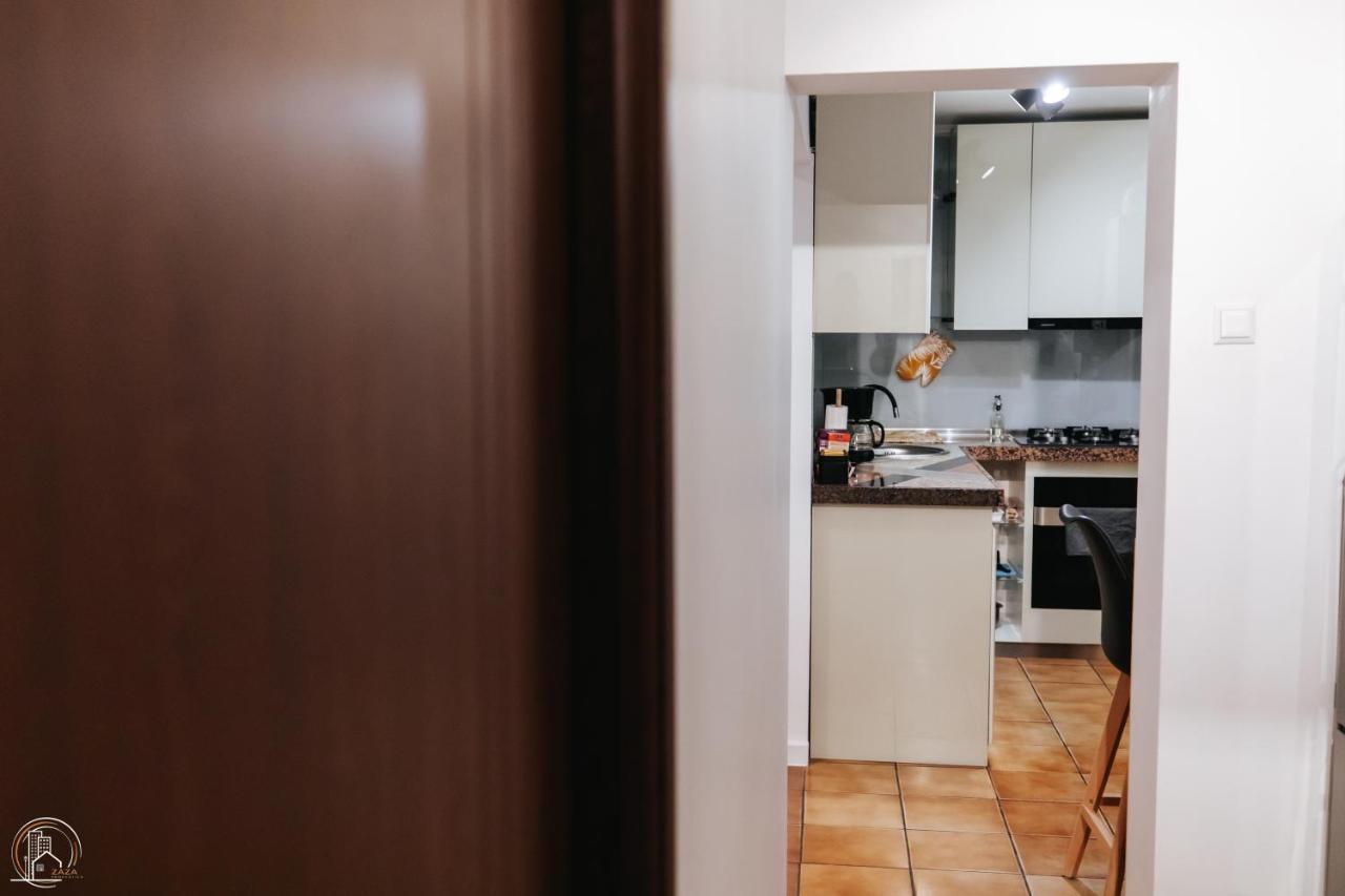 Zaza Apartament - Central Area, With Balcony Târgu Jiu 외부 사진