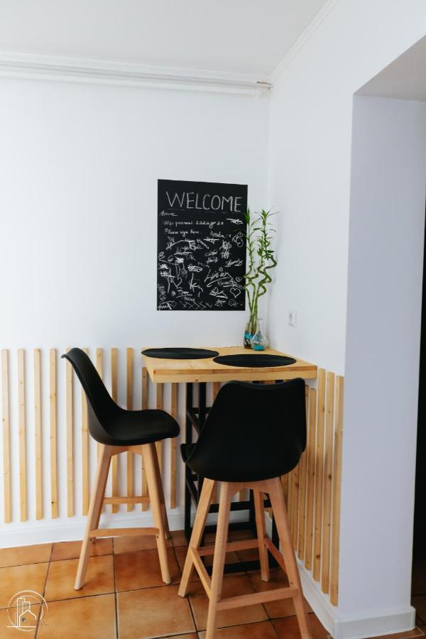 Zaza Apartament - Central Area, With Balcony Târgu Jiu 외부 사진