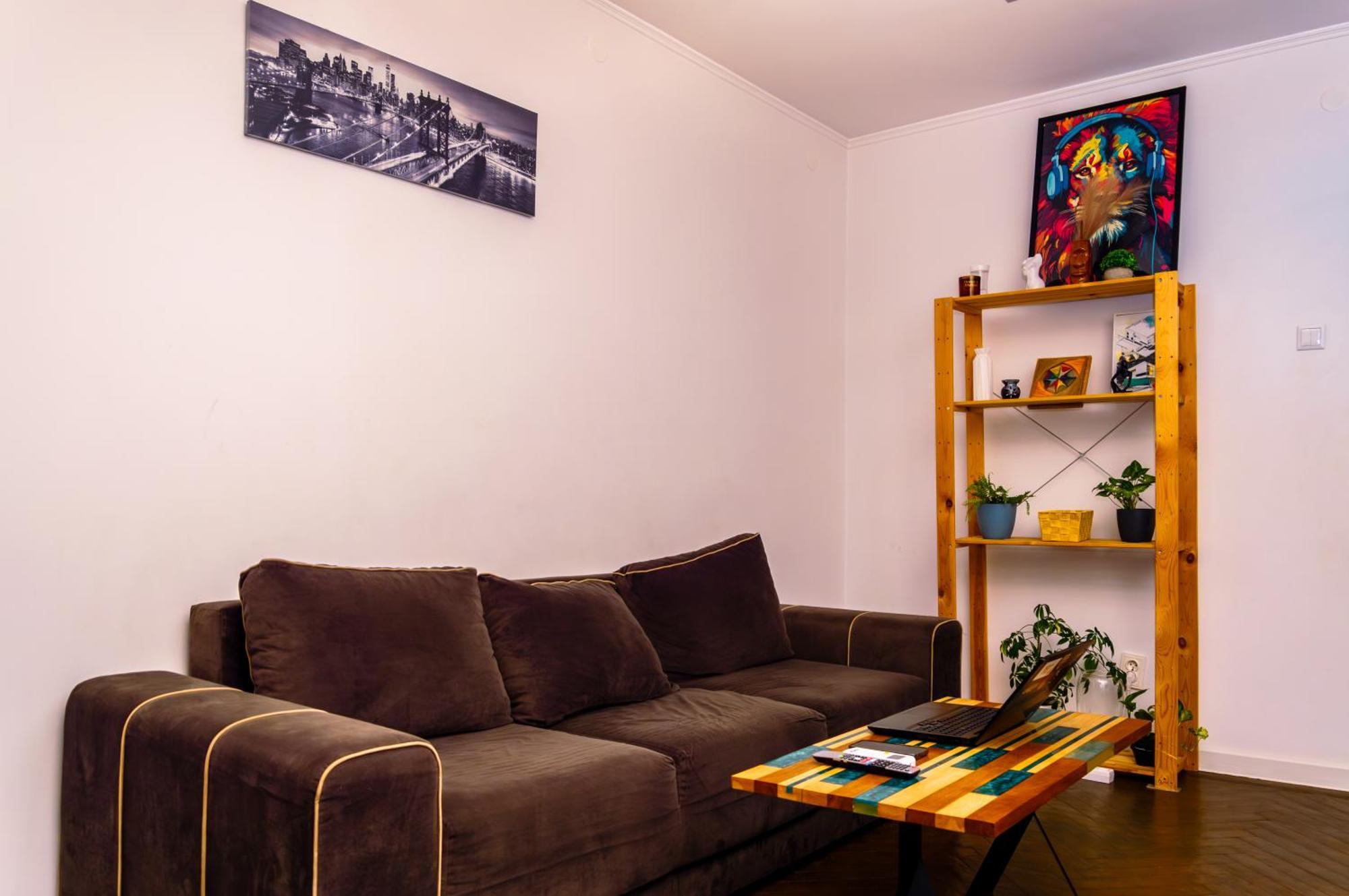 Zaza Apartament - Central Area, With Balcony Târgu Jiu 외부 사진